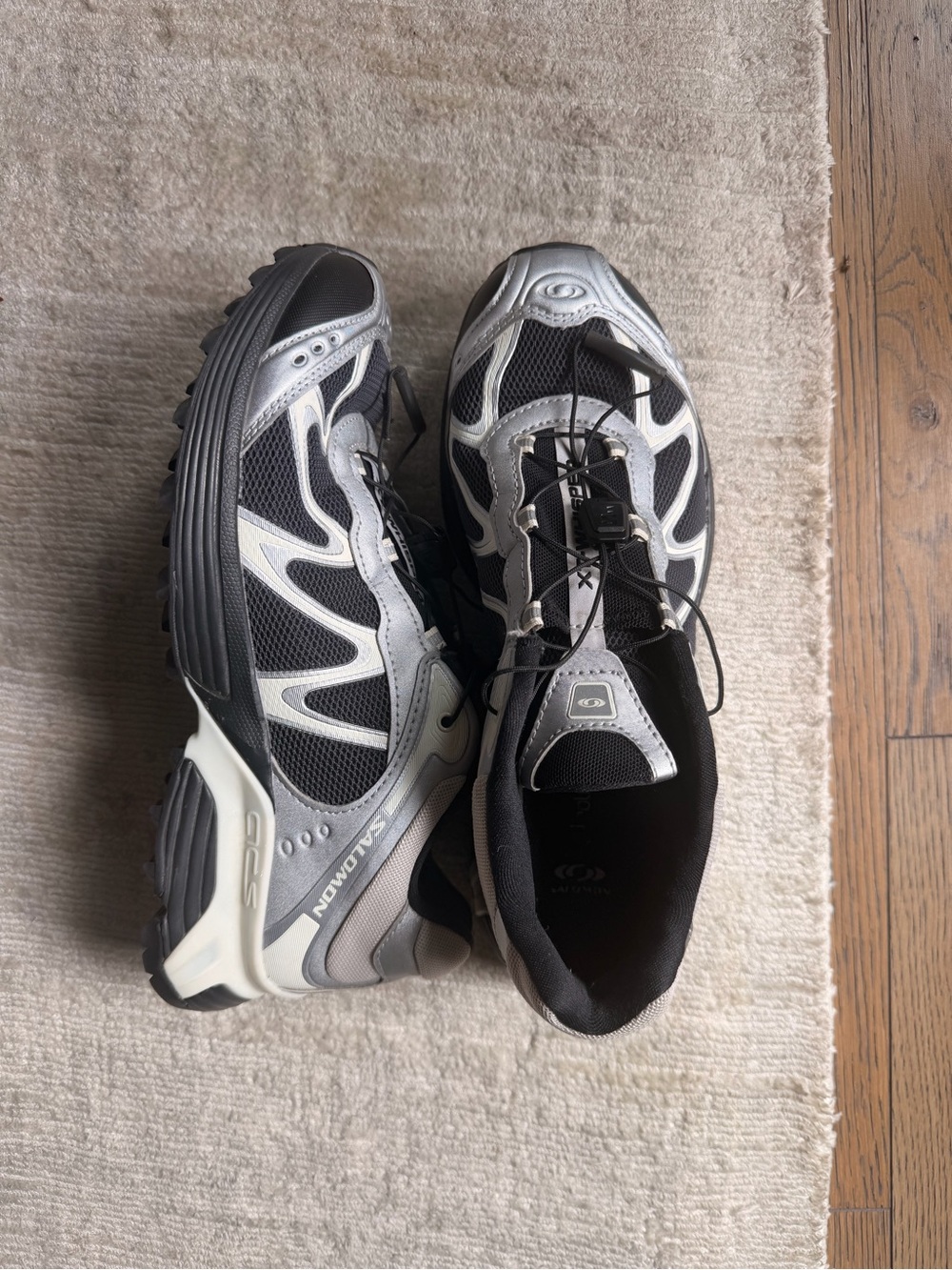 Salomon XT whisper